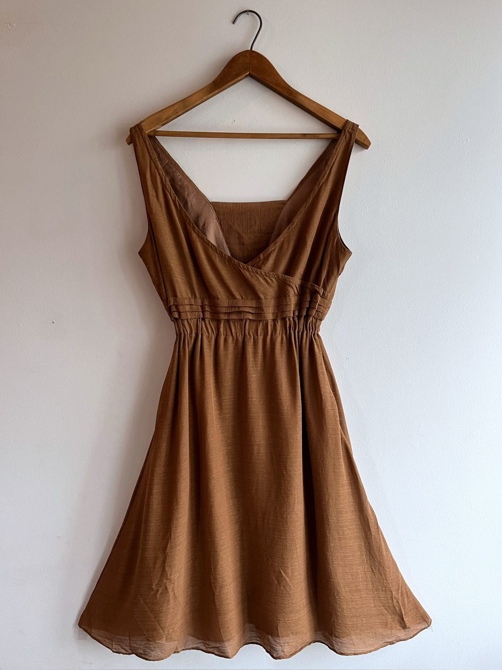Vintage “L” 100% Silk Brown Dress Elastic Waist - Picture 3 of 8